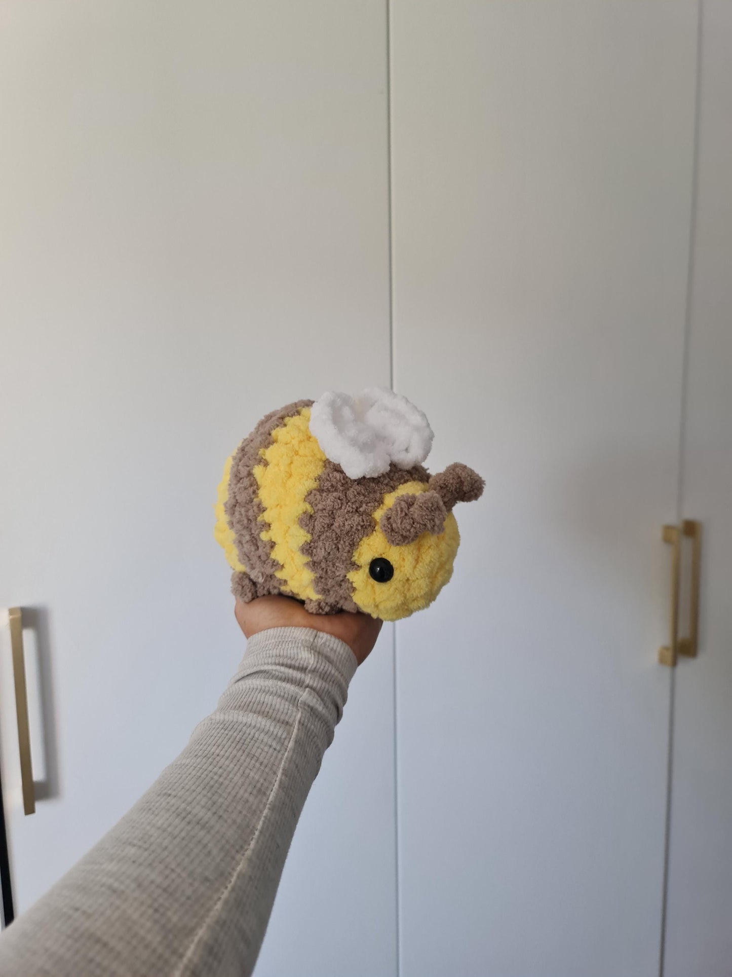 Fluffy Bumble Bee Plushie
