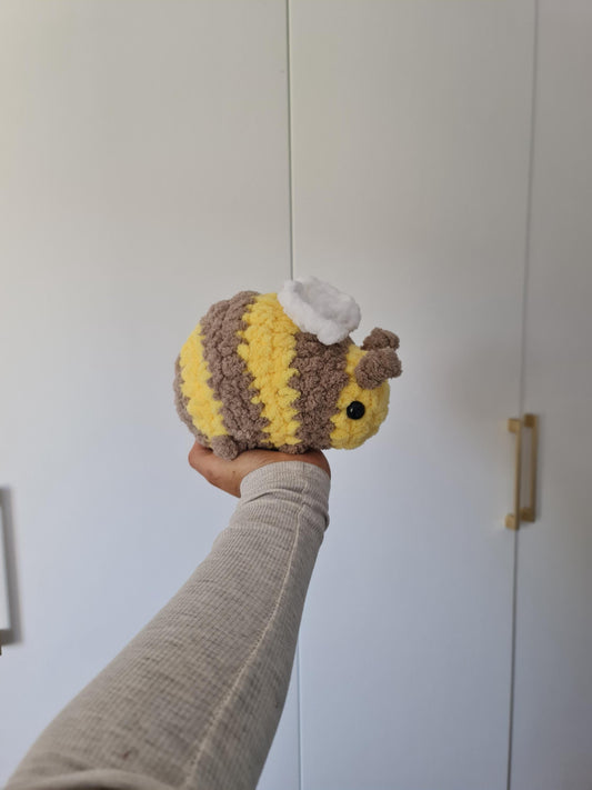 Fluffy Bumble Bee Plushie